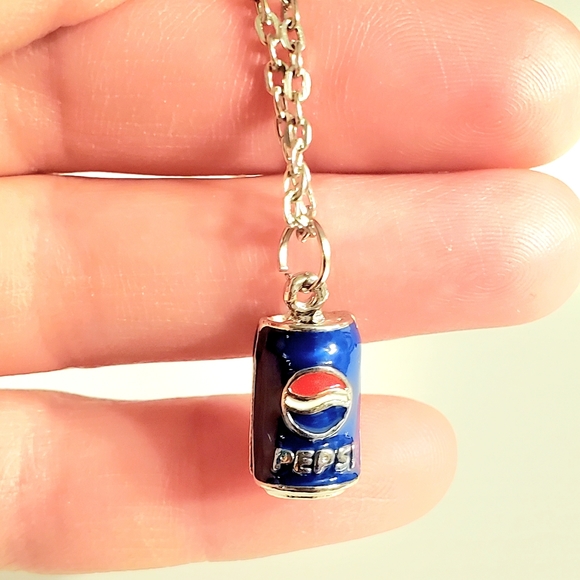 "Pepsi" Set - Cuff & Necklace - Picture 6 of 6